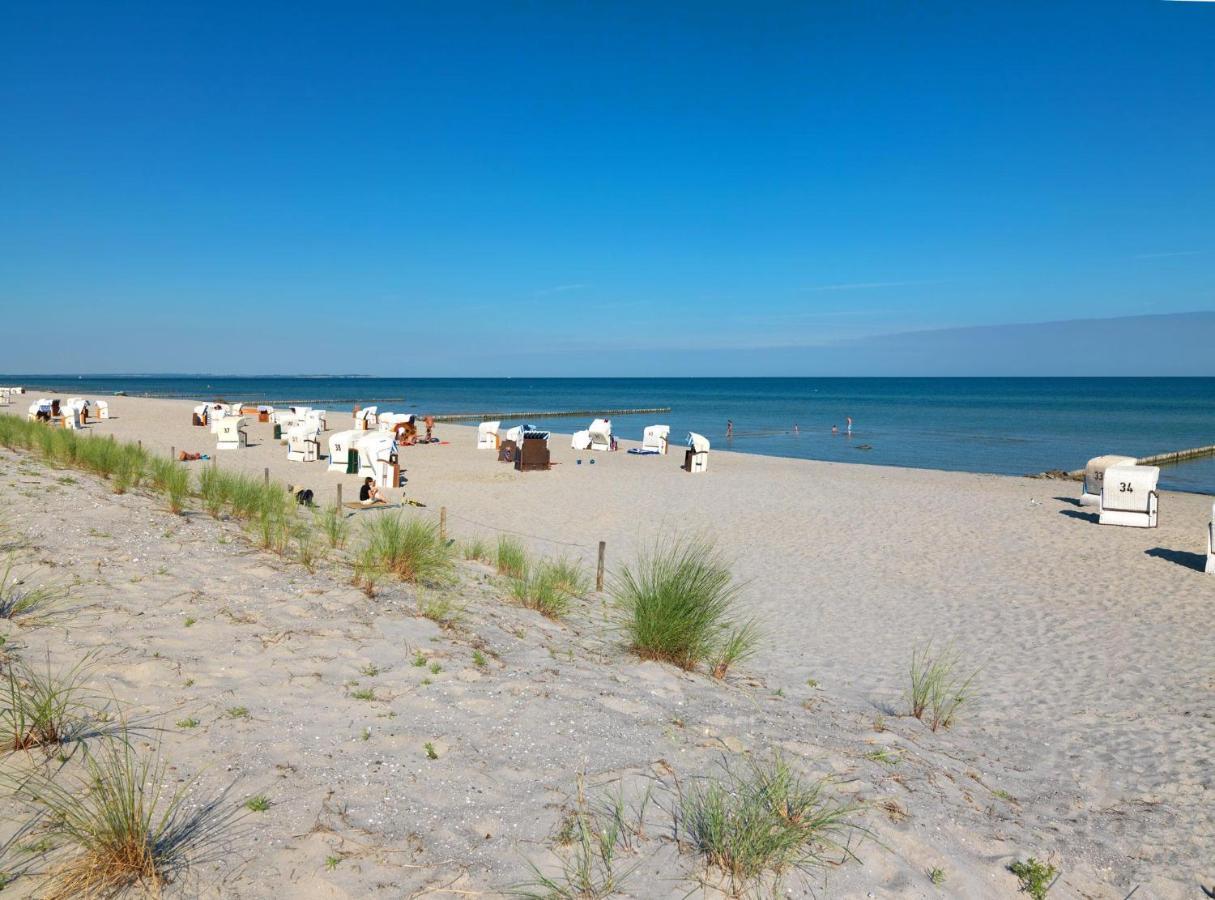 Ostsee Residenz Meeresblick Bellevue Poel Exterior foto